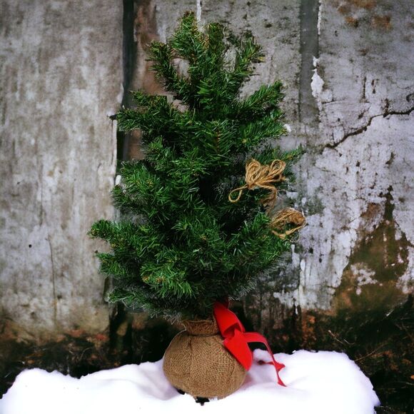Rustic Tabletop Christmas Tree 20”-24” Vintage Burlap Base Holiday Décor Country - Picture 1 of 9